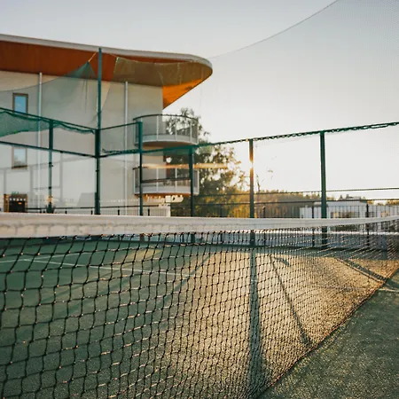 Hotelli Club Saimaan Rauha 4*